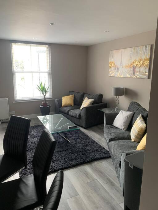 Newly Converted 3 Bedroom Apartment In Ulverston Bagian luar foto